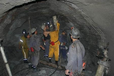 三才镇工程爆破中的危险因素分析以及应对工程爆破危险的措施